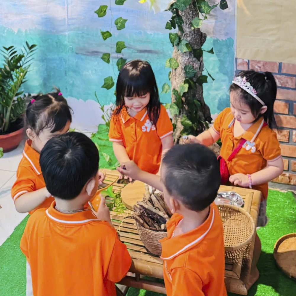 Biết yêu thương và chia sẻ