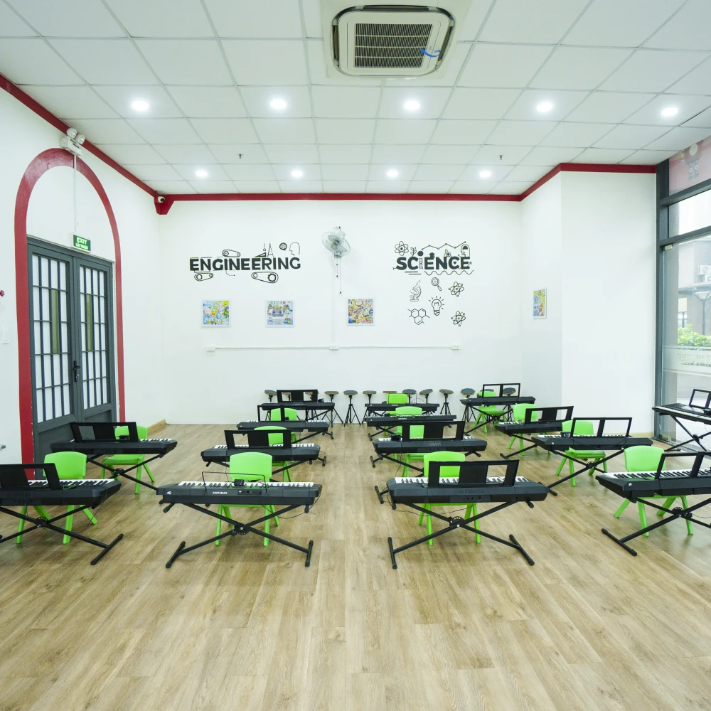 Quan sát hằng ngày qua camera 24/24